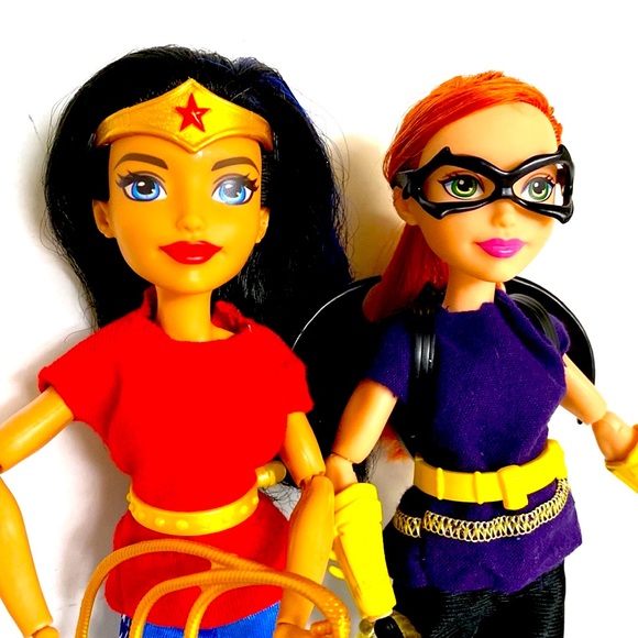 Mattel DC Super Hero Bat Girl and Wonder Woman Dolls - Picture 2 of 9
